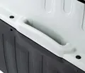 Praktische Griffe sorgen für einfache Handhabung der Ferplast Atlas 80 Professional.