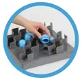 Das IQ-Spiel Cleverplay Wave kann auch als Anti-Schling-Napf verwendet werden.